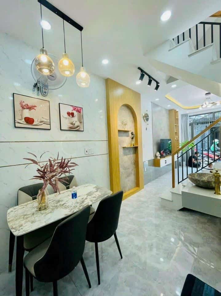Bán nhà 5*14m Nguyễn Thái Sơn, Gò Vấp, đường rộng 8m, full nội thất, sổ hồng, giá 1.14 tỷ