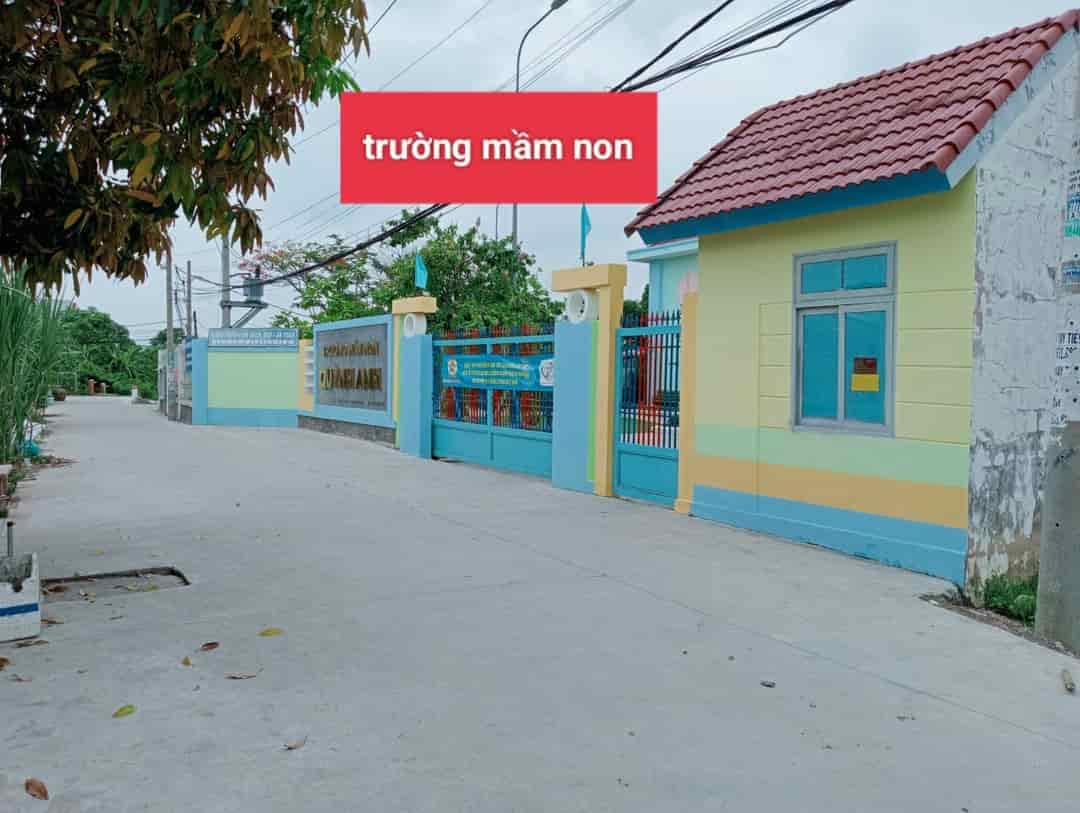 Cần tiền bán lô đất 109m2 gần chợ Hưng Long giá 890 triệu bớt lộc gọi ngay xem đất