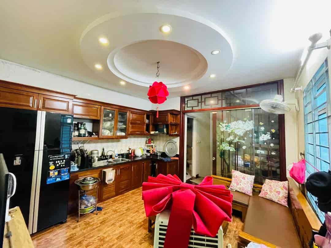 Mặt phố Hương Viên Hai Bà Trưng, lô góc, kinh doanh view hồ cực đẹp, 33/40m2T1, 5T, mt 3.6m