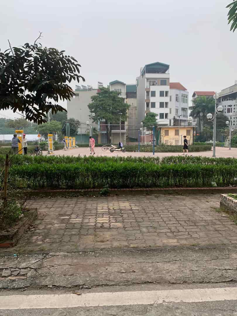 Bán đất khu phân lô tđc x2a Yên Sở, Hoàng Mai, Hà Nội.