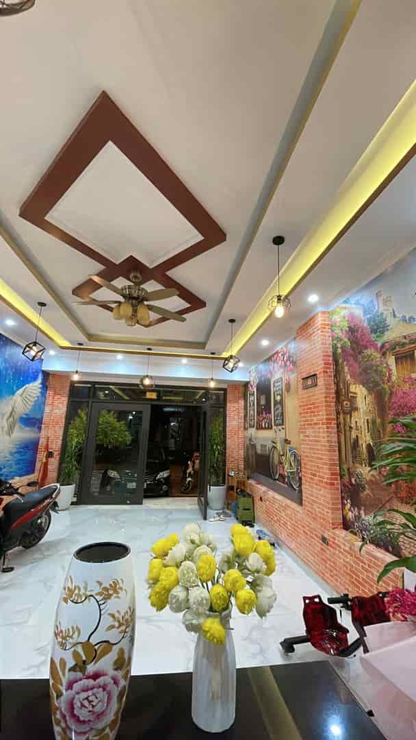Cần bán nhanh căn nhà 4 tầng đẹp lung linh giá tốt tại tp Lào Cai