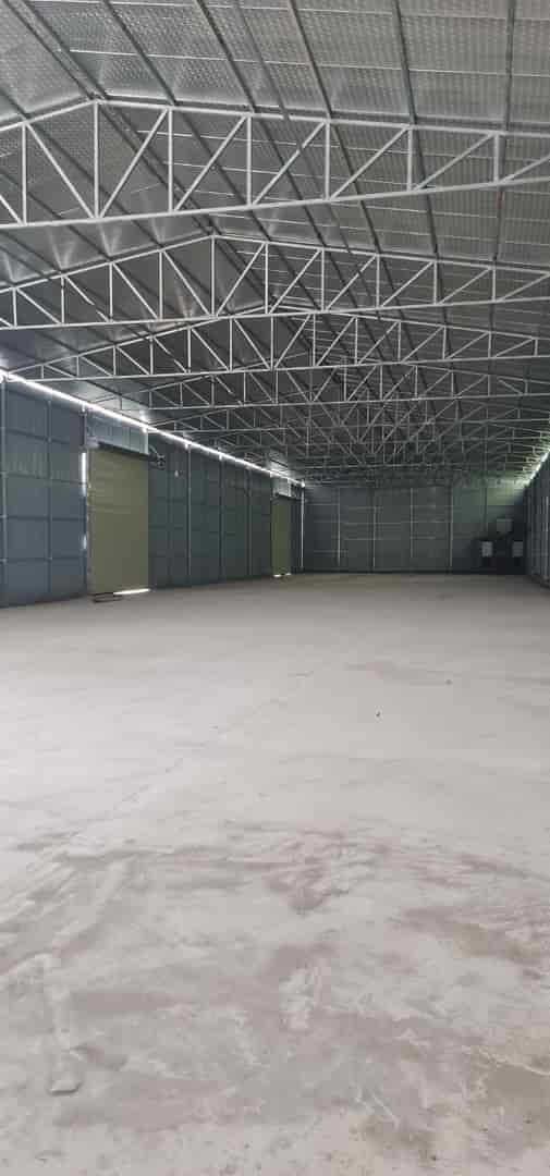 Cho thuê kho xưởng tại Thanh Trì, Hà Nội, diện tích 1200m gần cầu Tó kho coa 7.5m đường xe container đỗ cửa