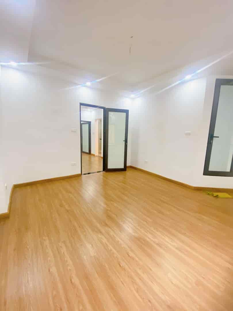 Bán căn hộ tập thể Vĩnh Hồ 36/90m2, nhà mới đón Tết, 2 phòng ngủ 2 wc, giá cho khách hàng hữu duyên 2.75 tỷ