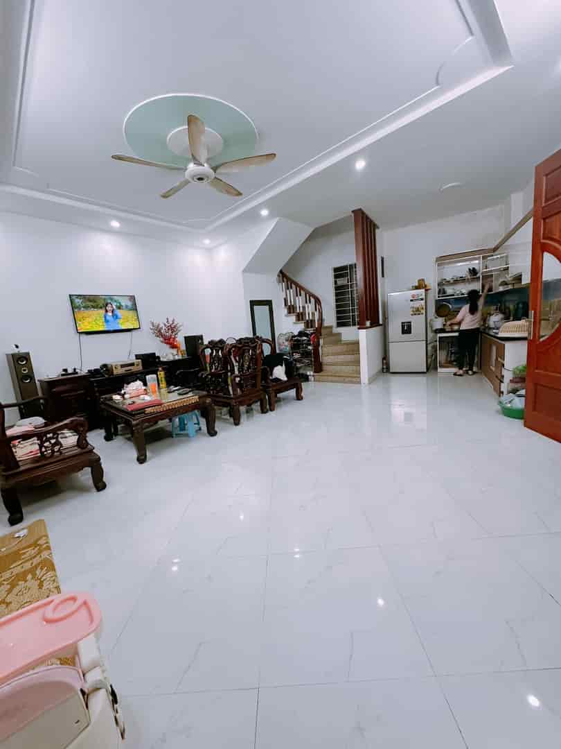 Bán nhà ngõ 207 Xuân Đỉnh 51m2, 6 tầng, 5 phòng ngủ đầy đủ công năng, full nội thất, ô tô đỗ cửa, giá đầu tư