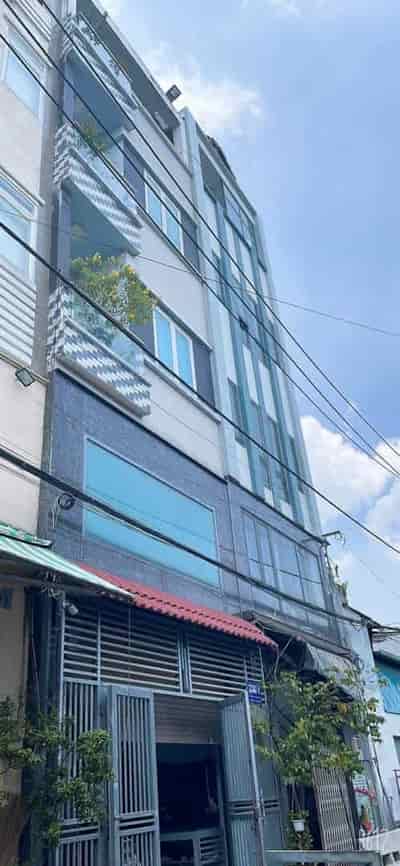Bán nhà đường Tân Kỳ Tân Quý, Tân Phú, 2 tầng giá 3,8 tỷ