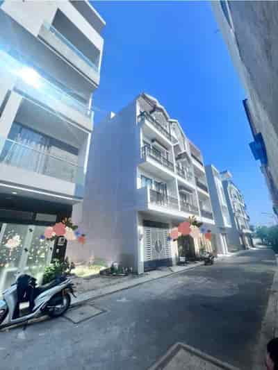 Bán nhà Thoại Ngọc Hầu, Tân Phú 54m2, 5 tầng BTCT giá 8.2 tỷ