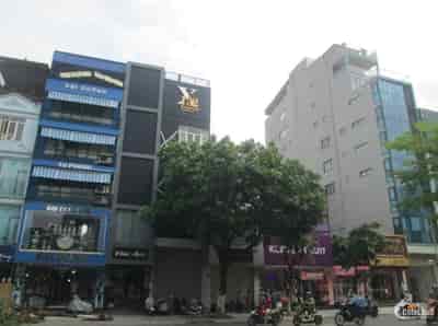 Bán nhà mặt phố kinh doanh 50m2, 5T thang máy, 10 tỷ Phạm Văn Đồng, Bắc Từ Liêm