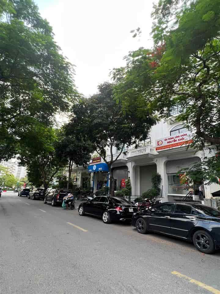 Bán nhà mặt phố Trần Đăng Ninh 45m2, MT 4.5m, vỉa hè, ô tô tải tránh, kinh doanh, chỉ 6 tỷ.