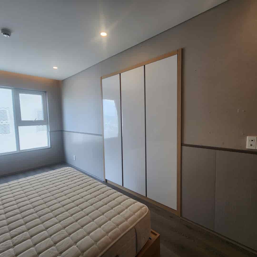 Giảm sâu căn hộ đẹp 2 phòng ngủ, dt 105m2, viêw sông hàn ngay trung tâm hành chính quận Hải Châu