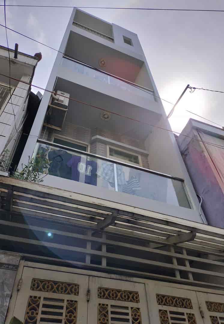 Bán nhà đường Trần Hưng Đạo, quận 1, 4 tầng, 30m2, giá chỉ 5 tỷ nhỉnh TL