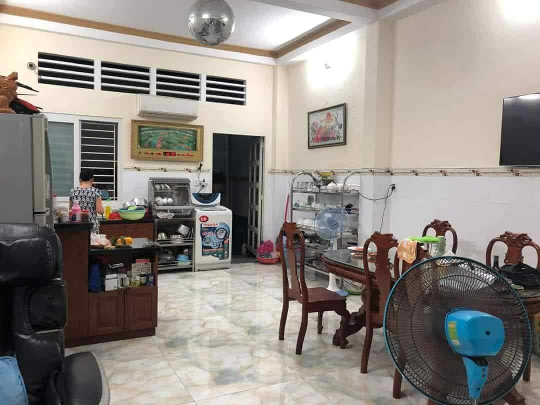 Nhà riêng Hàn Thuyên Thủ Đức, 100m2, 4T,  ở ngay, giá rẻ như cho, khu vip, full nội thất