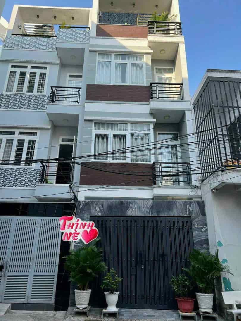 Định cư nước ngoài cần bán nhà đường Lê Quang Định, Bình Thạnh giá 3tỷ650, 44m2, sổ riêng