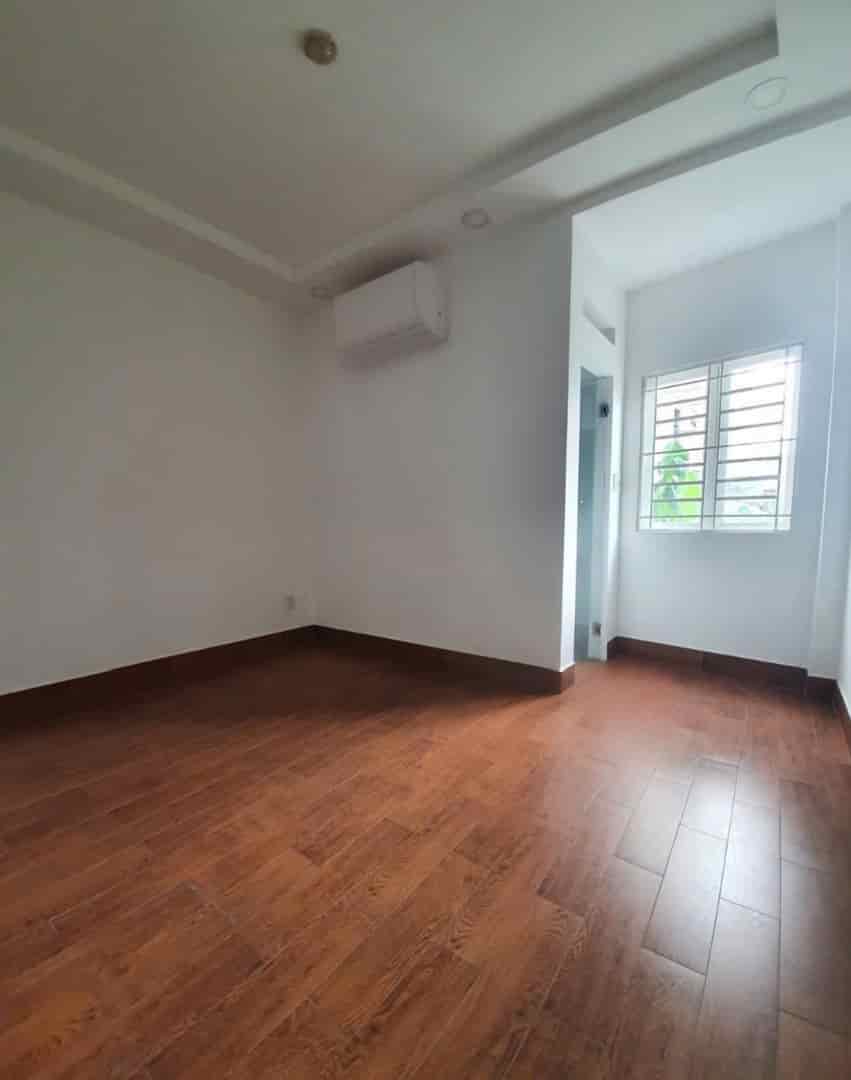 Bán nhà Gò Vấp, 52m2, 3 tầng, nhỉnh 5 tỷ.