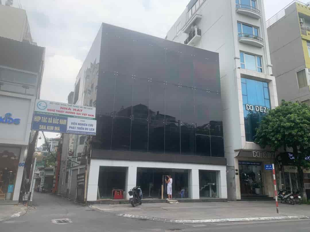 Cho thuê tòa nhà 1000m2 sàn ngã tư Nguyễn Thái Học Kim Mã, lô góc mặt tiền 11m 330Tr/th