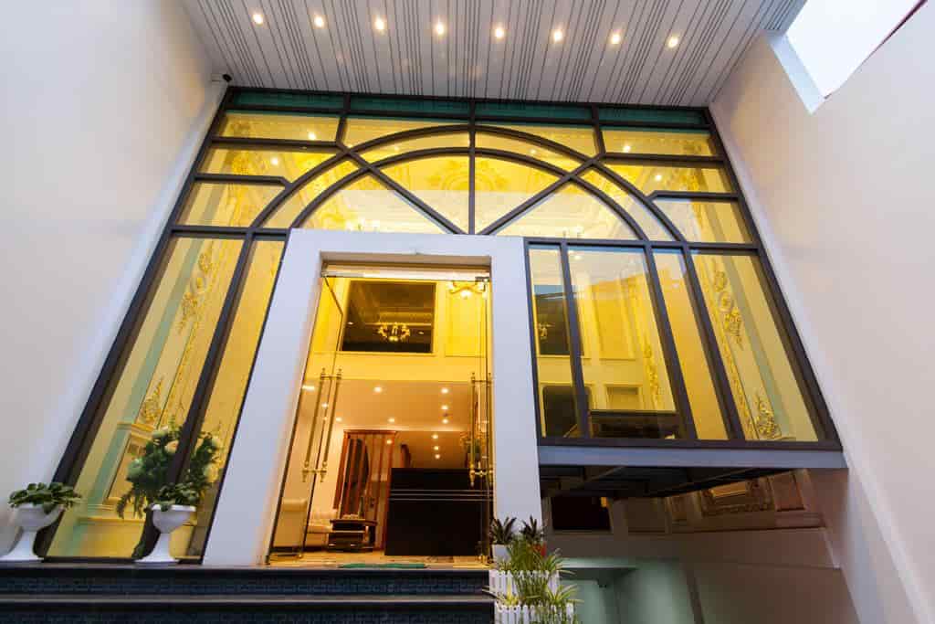 Phố Đào Tấn 190m2, 9 tầng mt 7.5m, 105 tỷ, hotel lô góc full khách ngoại 15000$/th