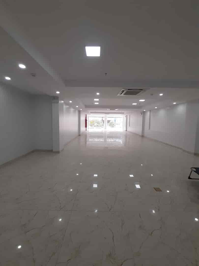 Phố Yên Lãng view hồ 210m2, 11 tầng, 2 hầm, mt 6.5m, 128 tỷ hoàn công, 2 mặt trước sau