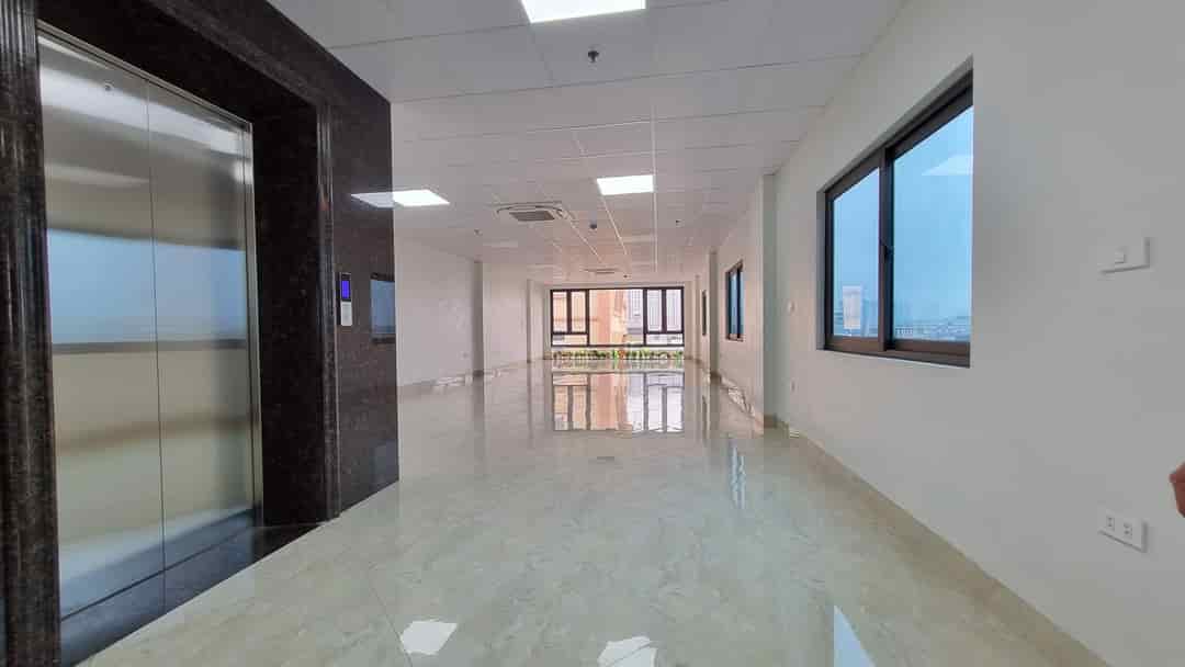 36.5 tỷ tòa văn phòng, 120m2, 8 tầng, 1 hầm, Bạch Mai, mt 6m, ô tô tránh đỗ