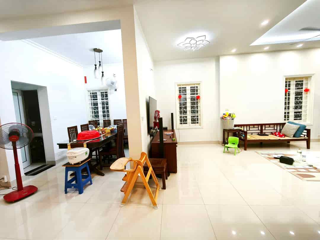 350M2 Mặt phố Phan Chu Trinh gần bộ tài chính 240 tỷ 1 sổ 1 chủ không bảo tồn