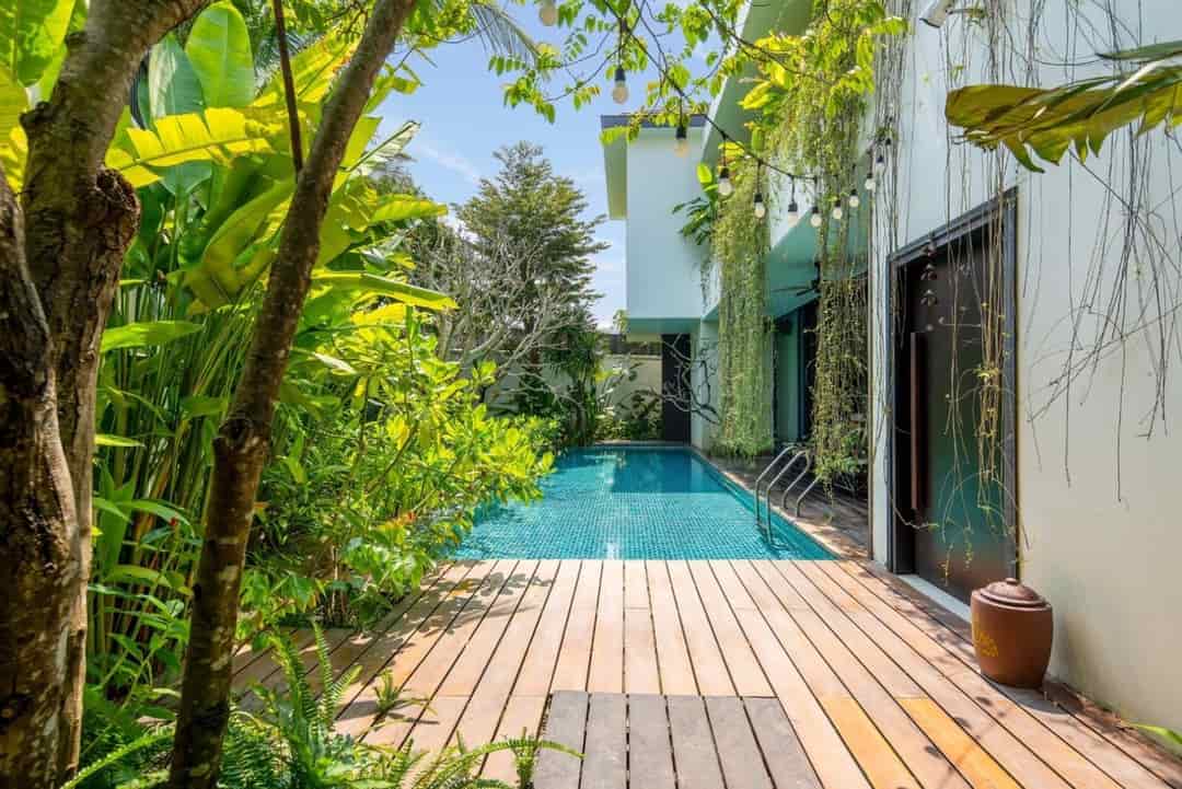 Đà nẵng, bán villa khu Nam Việt A 630m bể bơi sân vườn gần sông hàn đường 7m5 giá chỉ 41 tỷ