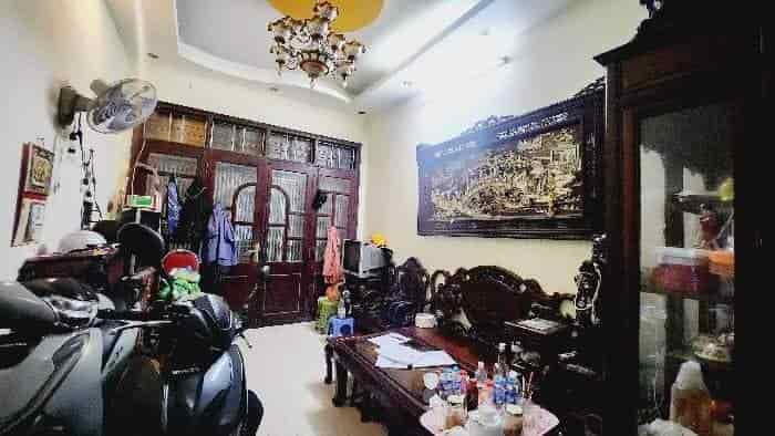 Bán nhà kv Nguyễn An Ninh, Trương Định, dt 59m nhà đẹp giá rẻ kv hơn 5 tỷ