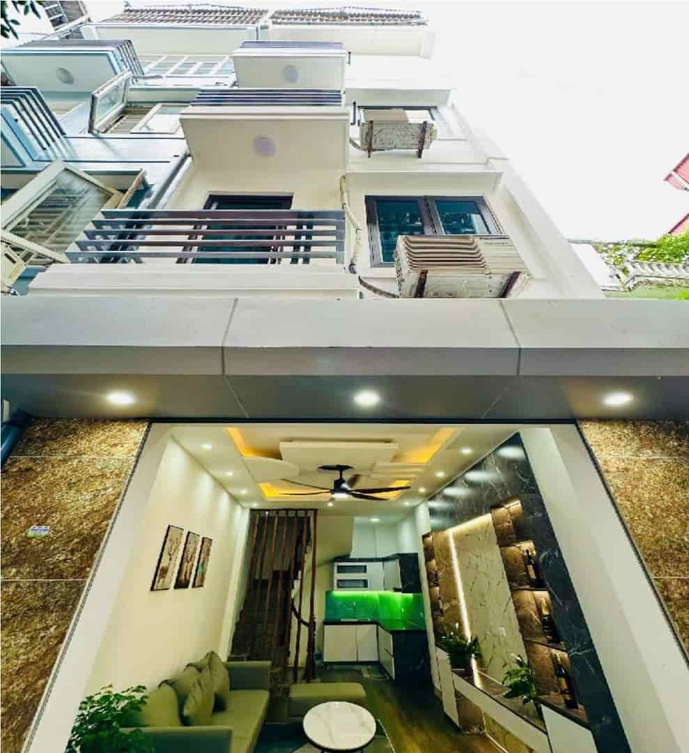 Bán nhà phố Tam Trinh, Mai Động hàng xóm TIMES CITY. DT 33 m 5 tầng hơn 4 tỷ