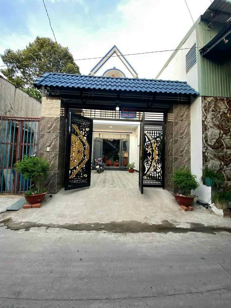 Bán căn nhà chính chủ trung tâm phường Uyên Hưng Thành Phố Tân Uyên Bình Dương giá chính chủ 1tỷ700
