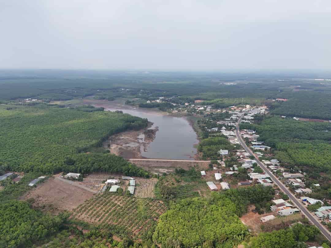Cần bán lô đất view Hồ Sóc Xẹt Lây trung tâm Tân Quan Hớn Quản Bình Phước, giá rẻ, sang tên ngay