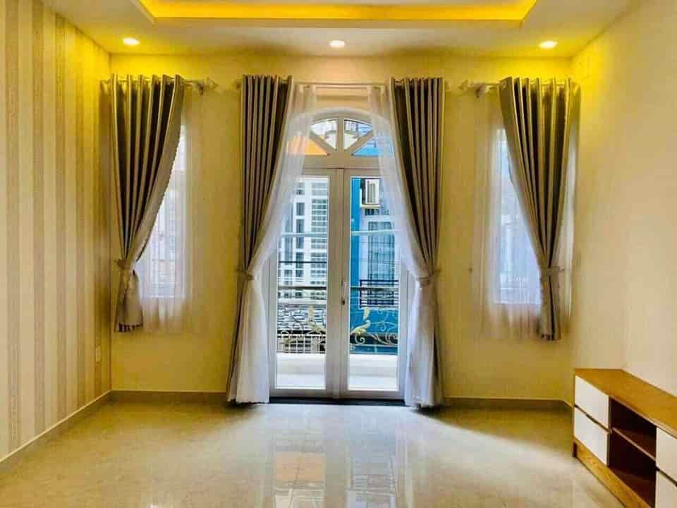 Chủ bán lổ 300 triệu nhà mt An Phú Tây, Hưng Long, 3 lầu 3 phòng ngủ.