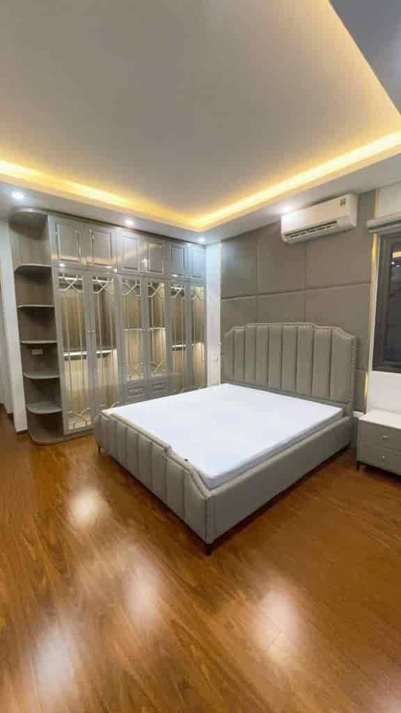 Nhà đẹp Nguyễn Văn Cừ, 56m²*7 tầng thang máy, gara ô tô, kinh doanh, đủ nội thất, ở ngay