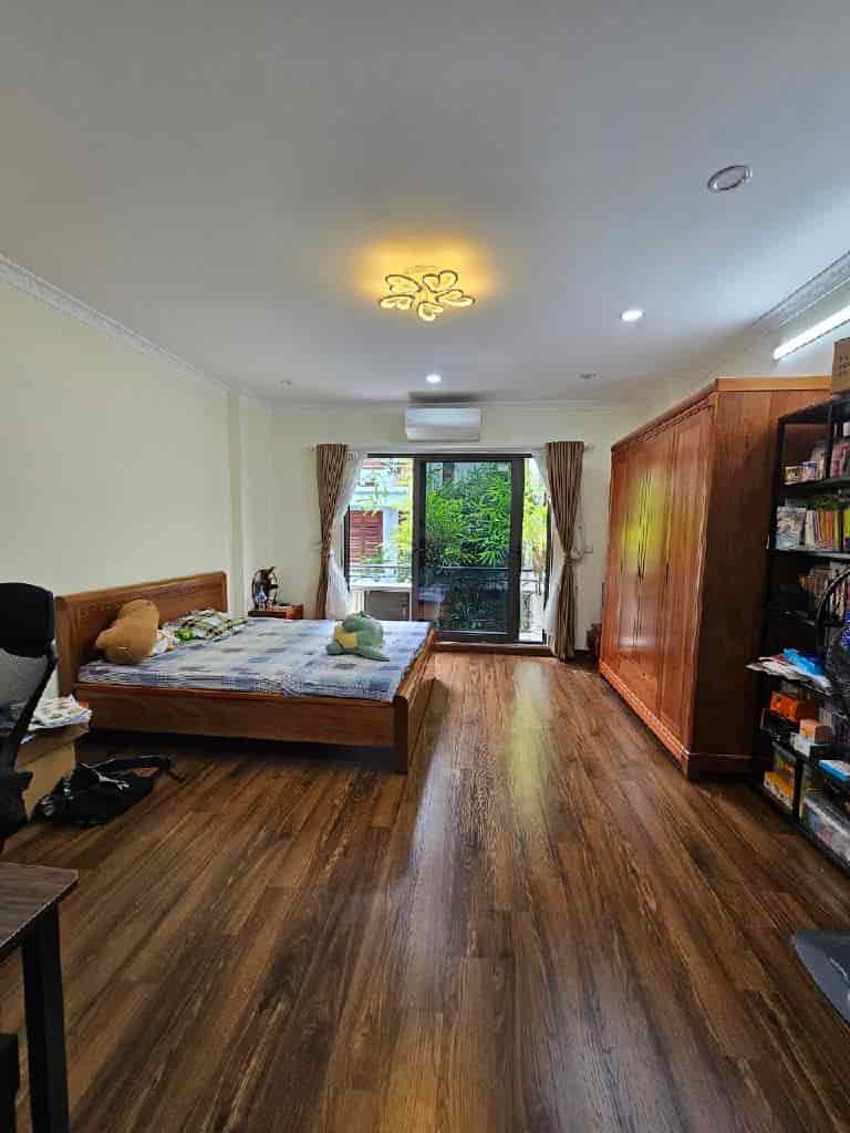 Nhà dân xây, Nguyễn Văn Cừ, 66m²*5 tầng, hơn 8 tỷ, ở kết hợp kinh doanh dòng tiền