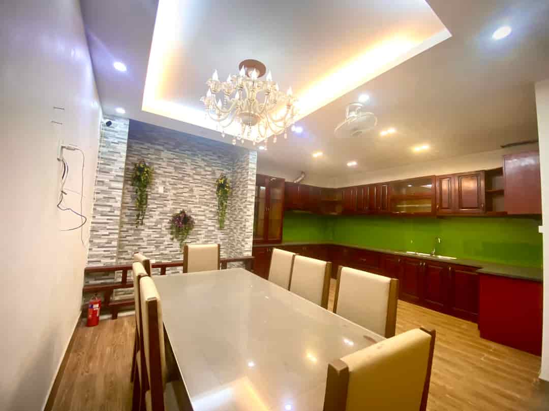 Bán nhà 8 tầng phân lô Lạc Trung, Hai Bà Trưng, 75m2, xây 8 tầng thang máy, giá 18.8 tỷ