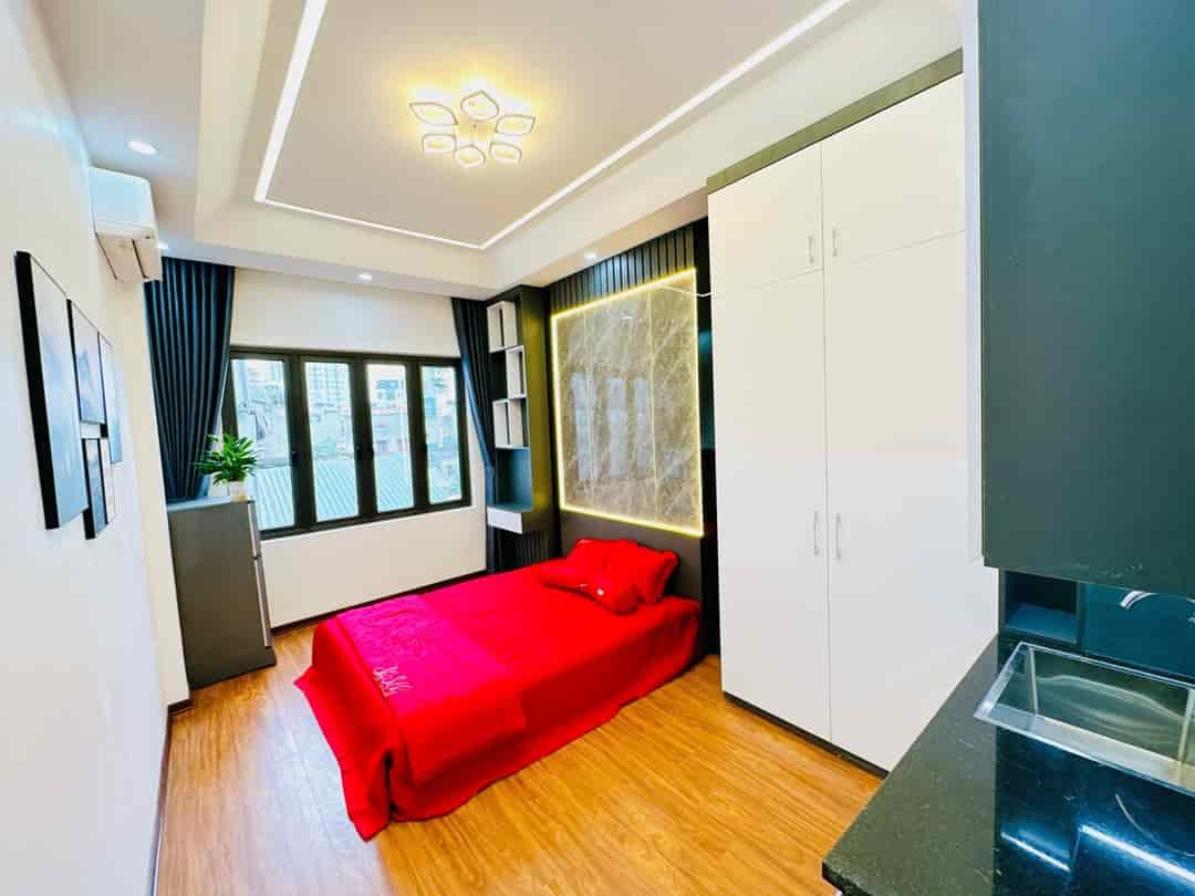 Cần bán nhà phố Nguyễn Trãi tặng nội thất 40m, 5 tầng MT 3.5m chỉ 4.95 tỷ