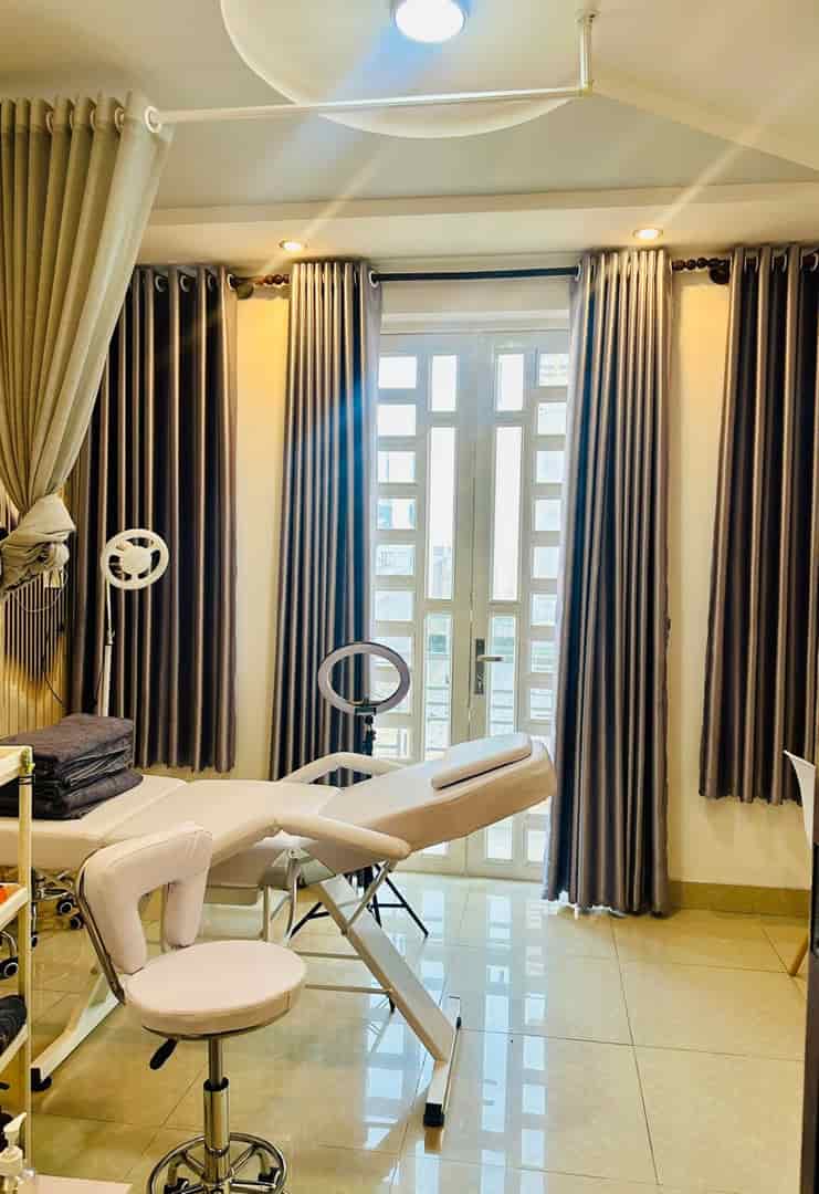 Cần cho thuê phòng làm spa hoặc phun xăm, mi Nail