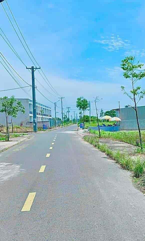 Chủ kẹt bán gấp lô góc 139m2 nền 2 mt đường kdc Nam Phong Dargon giá rẻ mua đầu tư ngay