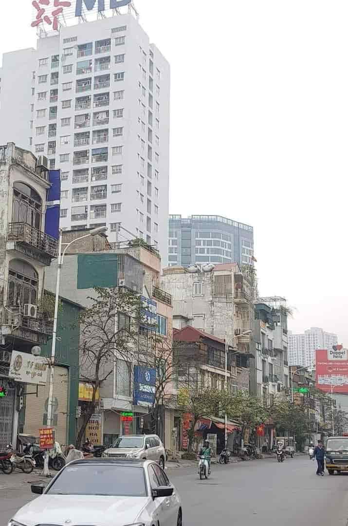 Bán nhà mặt phố Minh Khai 102m2, giá 23 tỷ