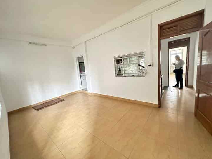 Cho thuê biệt thự Mỹ Đình, 100m2, 4 tầng, lô góc view vườn hoa, giá chỉ 28 triệu/tháng