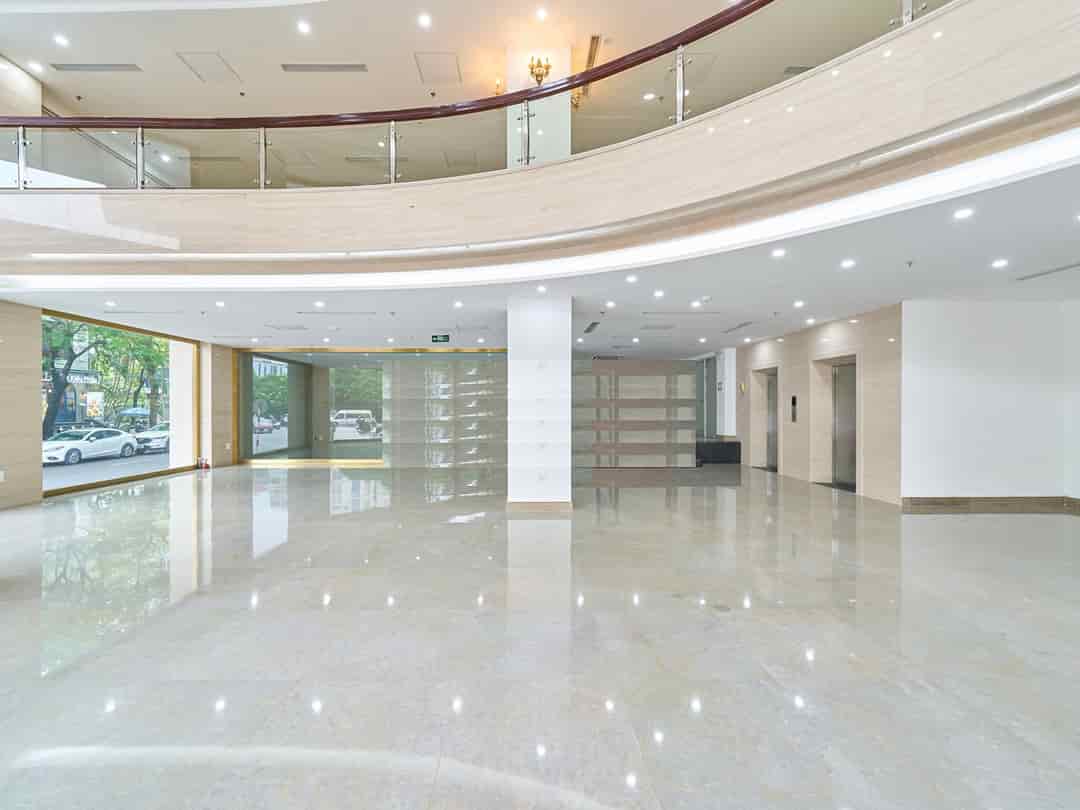 Cho thuê siêu phẩm nhà Hàm Nghi, 180m2, 8 tầng, thông sàn, đẹp, làm văn phòng, thẩm mỹ viện