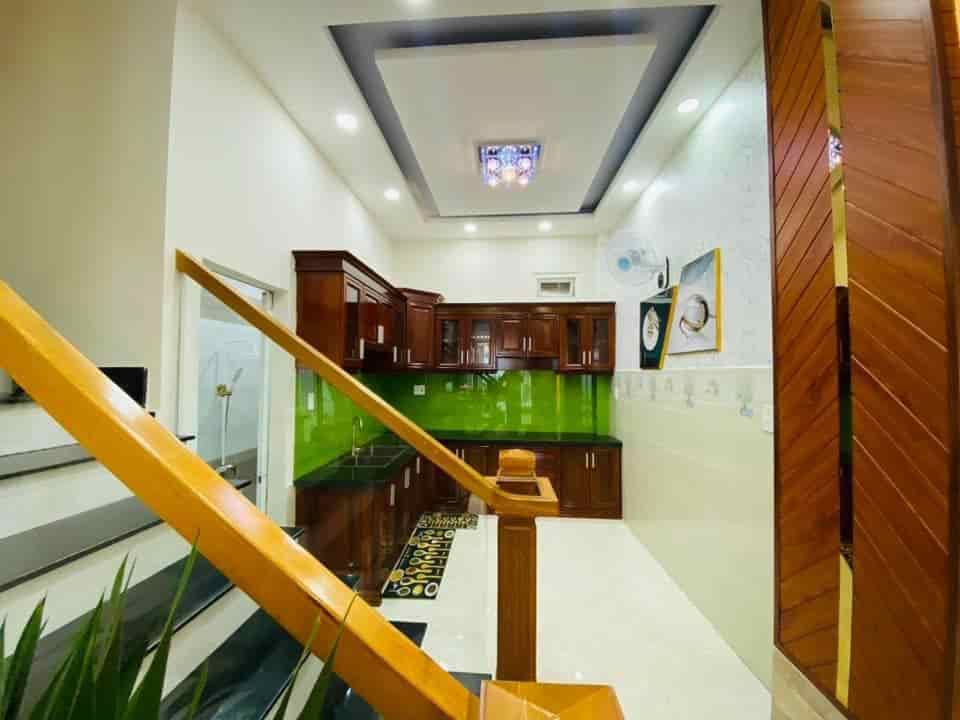 Bán nhà Đ.Hồng Bàng, P6, Q6, 2.3 tỷ, 65m2