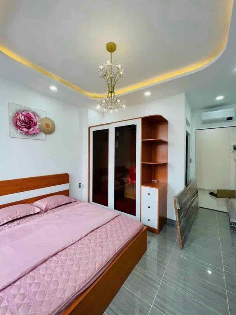 Bể nợ bán nhà Đ.Nguyễn Phúc Chu, 59m2, giá 1 tỷ 190, hxh, shr