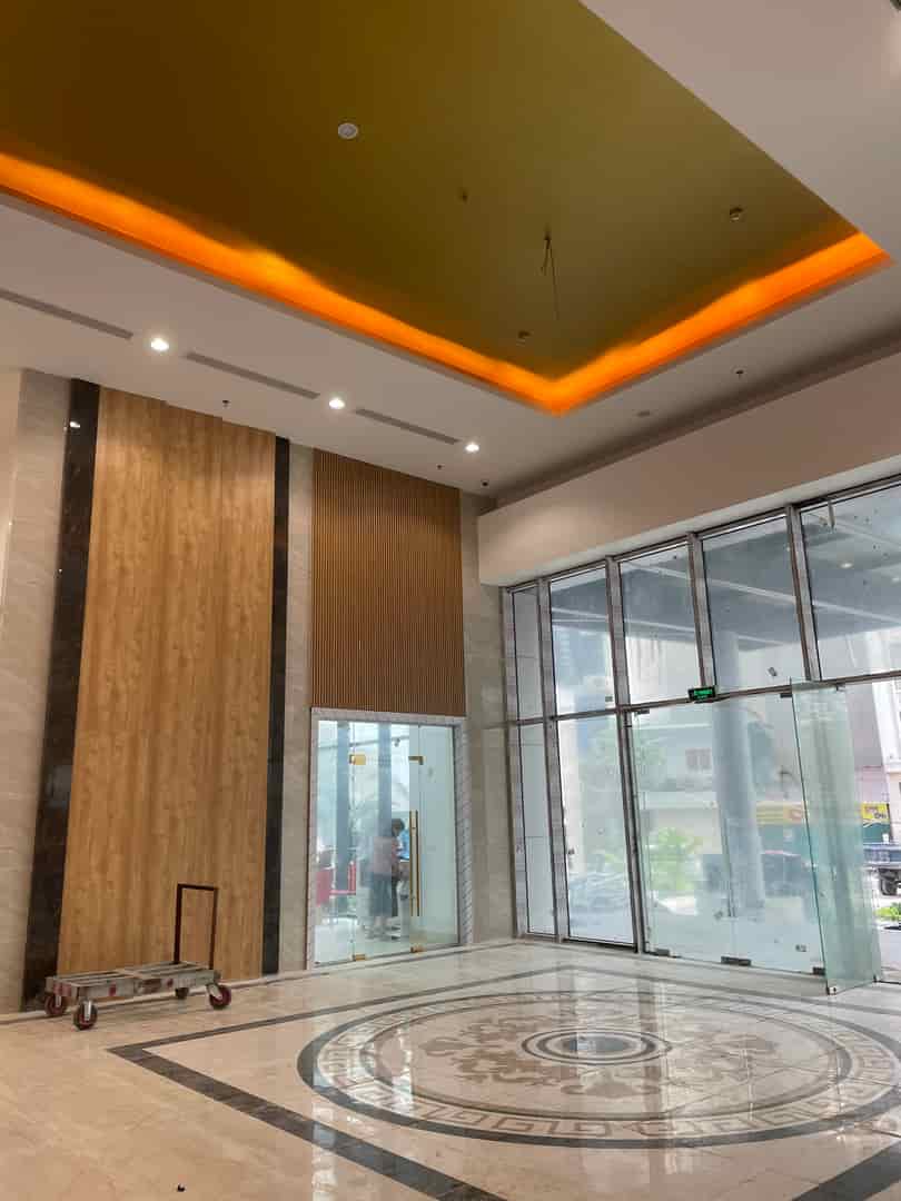 Bán căn hộ 4 phòng ngủ 150m2 tầng trung tại Lê Văn Lương nguyên bản chủ đầu tư nhận nhà ngay