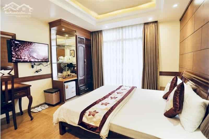 Cho thuê khách sạn 97 phòng full nội thất, MT Nguyễn Thái Bình, P4, Tân Bình