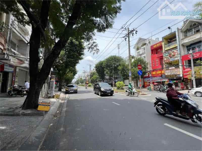 Cho thuê nhà nguyên căn mặt tiền đường Bàu Cát, phường 14, Tân Bình