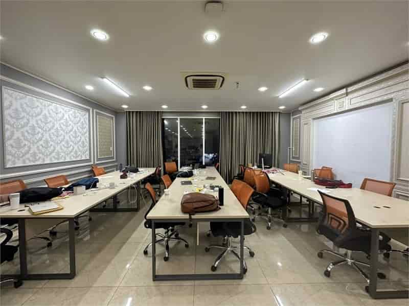 Cho thuê sàn văn phòng lầu 3-4 tại Nguyễn Cơ Thạch