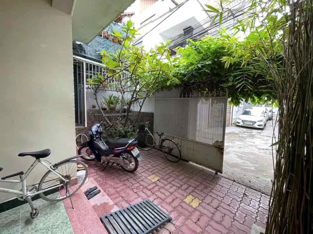 Bán nhà đẹp Phước Tân, TP. Nha Trang, đường rộng 5m, giá 5.5 tỷ có thể thương lượng