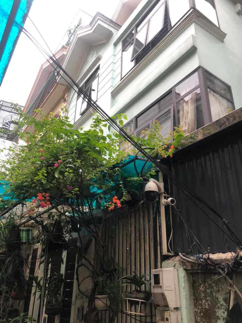 Biệt thự sân vườn Làng Quốc Tế Thăng Long, Dịch Vọng, Cầu Giấy, 201m2, 5 tầng, thang máy 2 mặt tiền vip