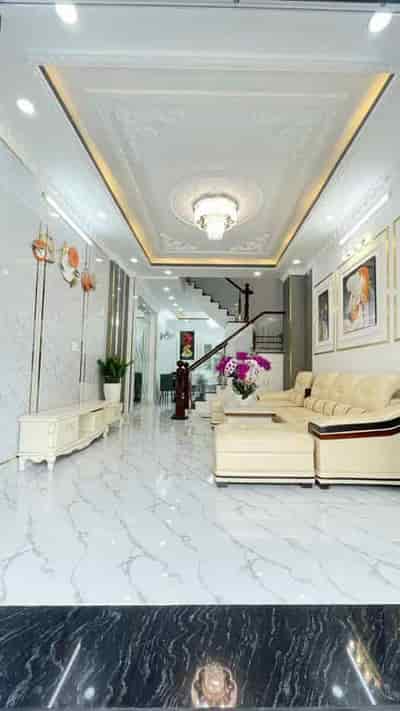 Chính chủ bán gấp nhà 1T1L Lê Quang Định, BT, 58m2, giá 1 tỷ 90 triệu, SHR, LH: Thư