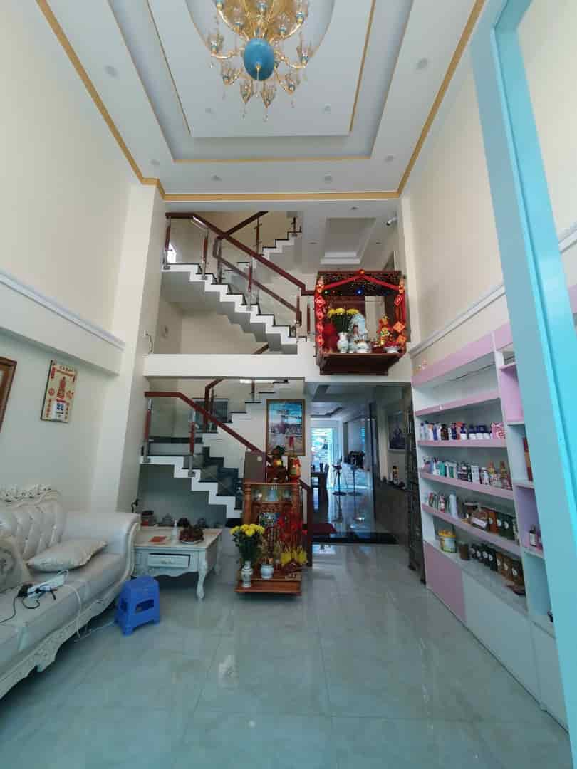 Bán nhà 1T2L đường Cù Lao, Phú Nhuận, 50m2, giá 3.8tỷ, sổ hồng riêng