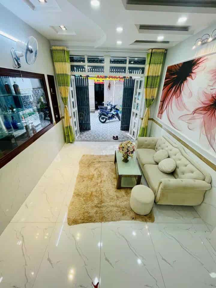 Nhà mặt tiền đường Đỗ Nhuận, Phường Sơn Kỳ, Quận Tân Phú, giá 1 tỷ 350.