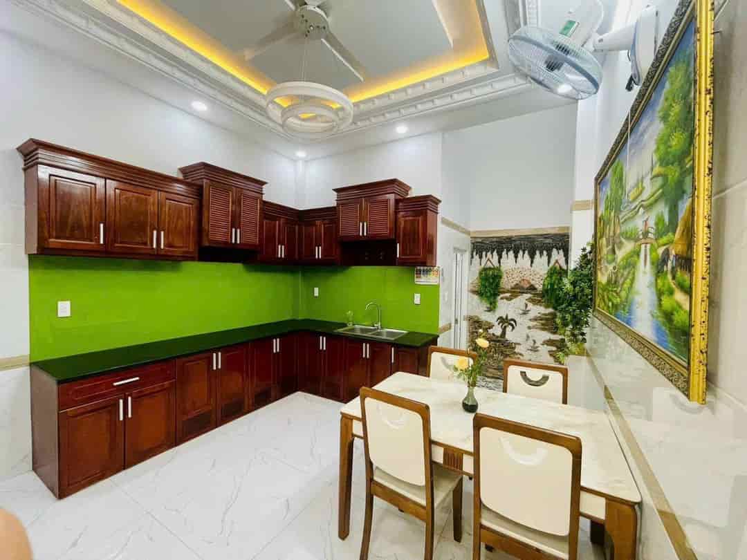 Siêu hiếm bán nhà 3 tầng mới sang, xịn, đẹp đường Phạm Văn Chiêu P. 14, Q. Gò Vấp, giá chỉ 4 tỷ hơn