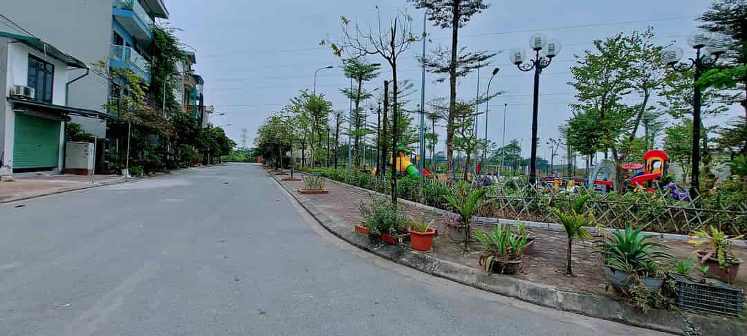 Bán đất phân lô dịch vụ Tràng Cày, Phú Lãm, view công viên, 4.1 tỷ